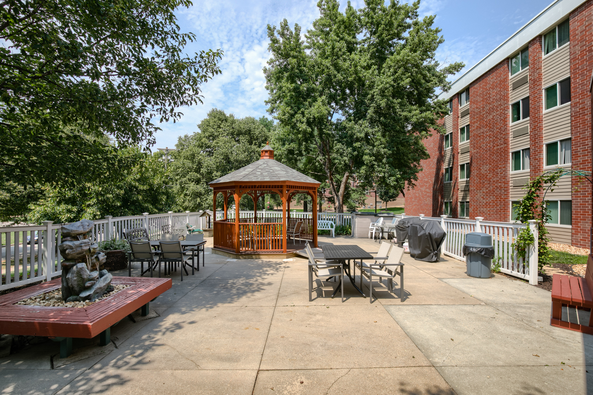 Lincoln Square Patio Area